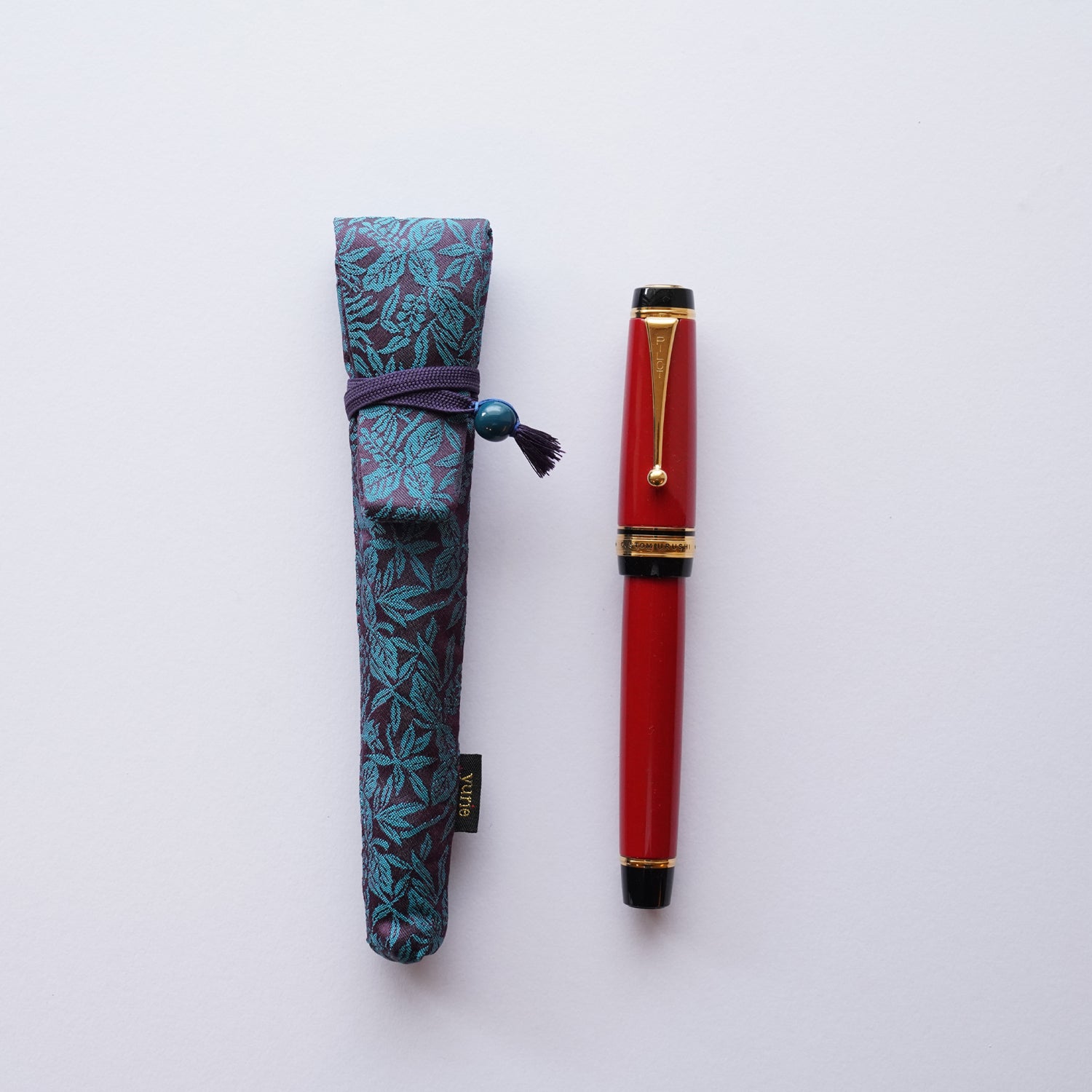 Extra large 1-pen case with drawstring (not water-repellent)