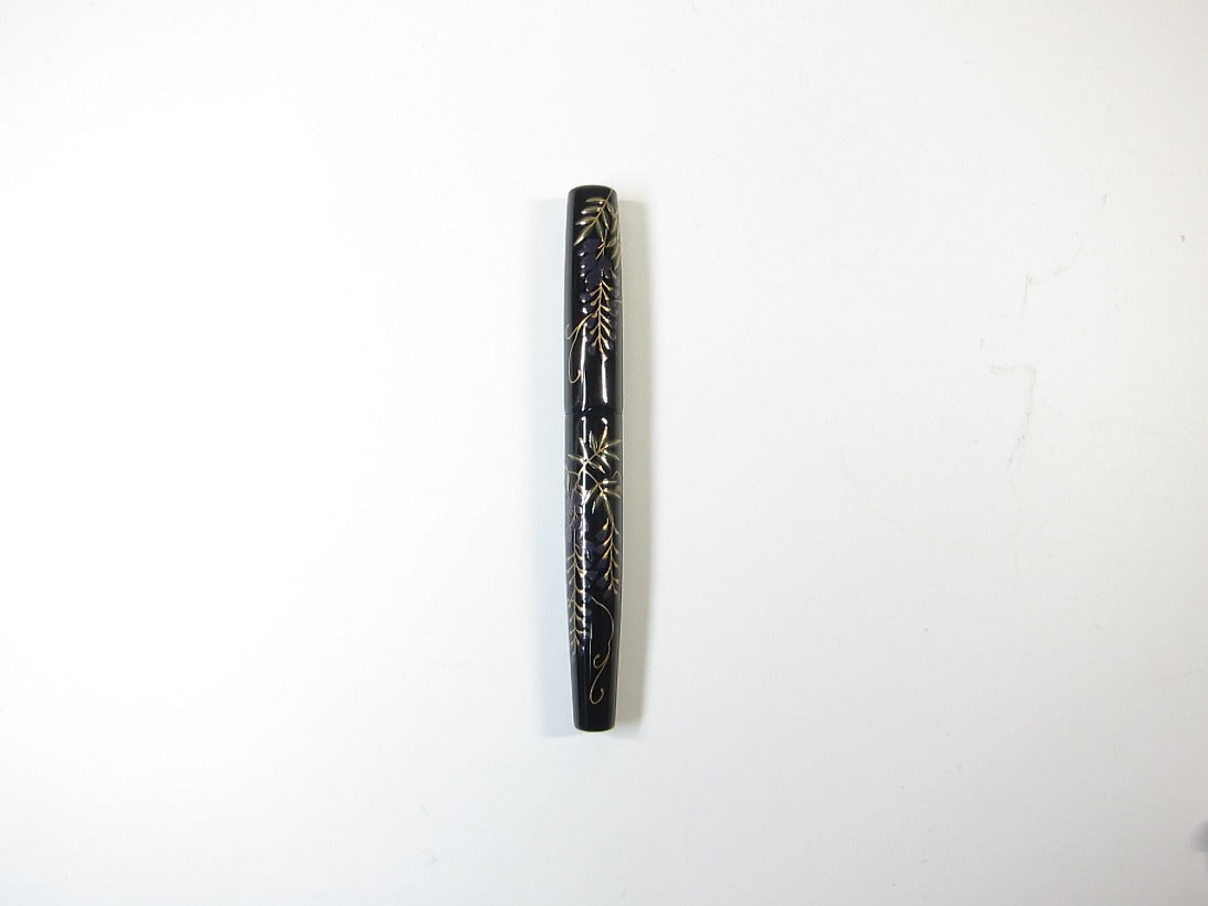 前へ 〜move on 藤 (紫)