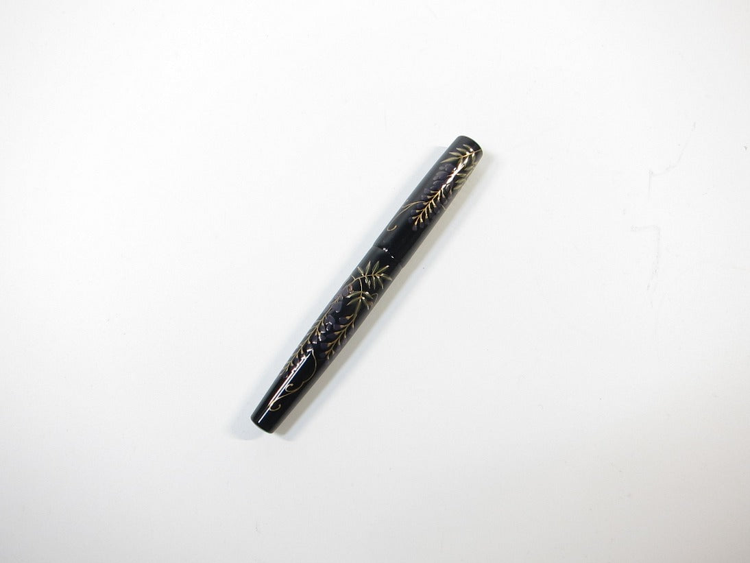 前へ 〜move on 藤 (紫)