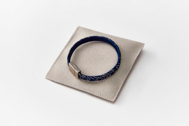 Come True Bracelet Gold — Sunlit Earth